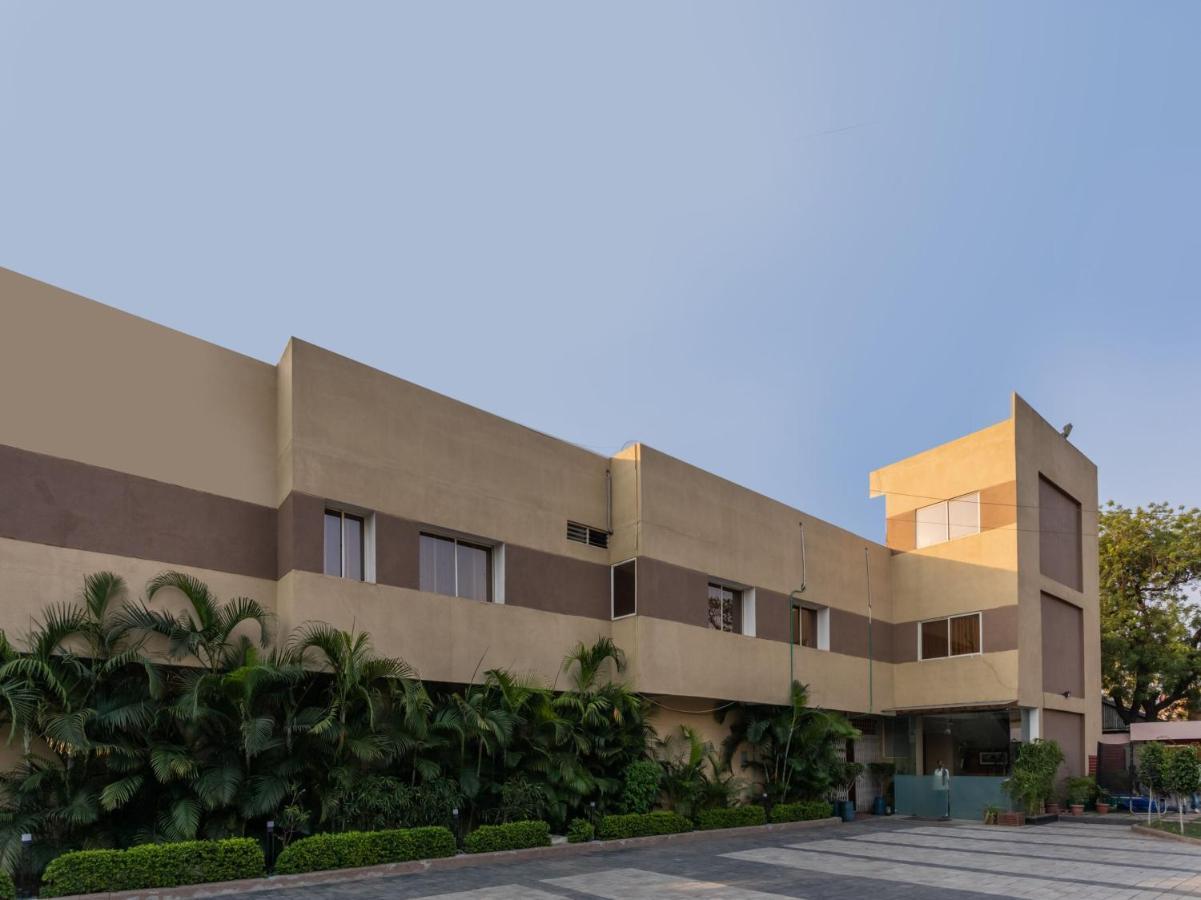 Oyo 72937 Hotel Tyagraj Agra  Exterior photo